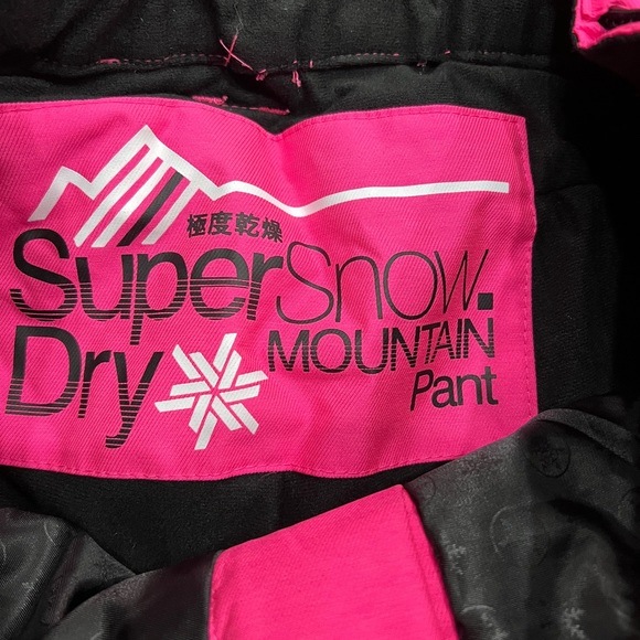SOLD - Superdry Ski pants - Picture 6 of 8